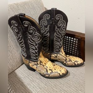 Tony Lama Cowboy Boots Size 10 1/2 Snake Skin
